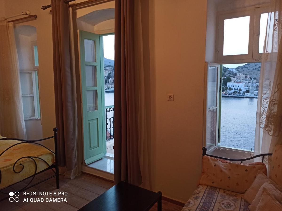 Pitini Guest House Symi Exterior foto