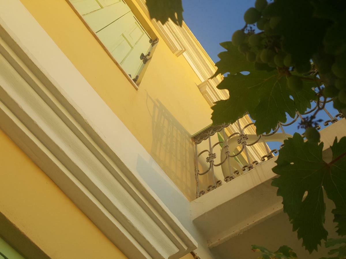 Pitini Guest House Symi Exterior foto