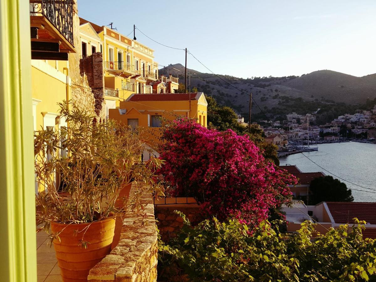 Pitini Guest House Symi Exterior foto