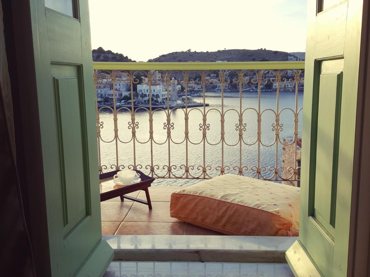 Pitini Guest House Symi Exterior foto